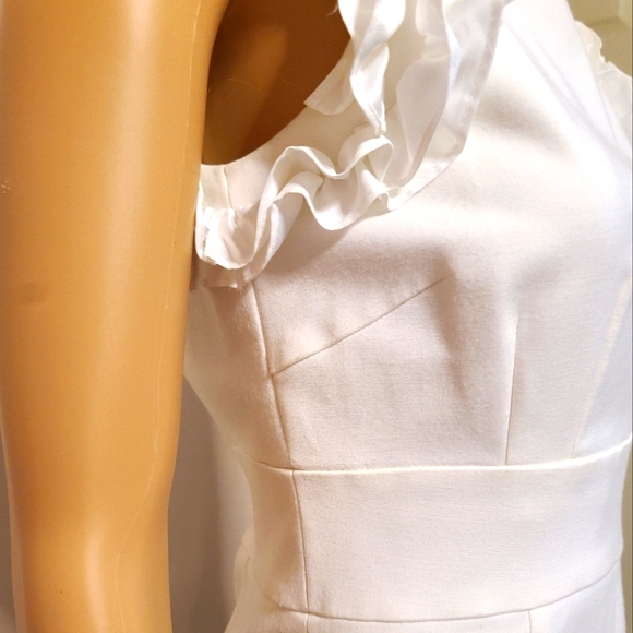 Size 4 Off-white sleeveless dress - Picture 3 of 10